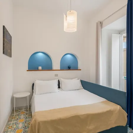 아파트 Brezza Marina-authentic Flat By The