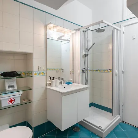 아파트 Brezza Marina-authentic Flat By The *