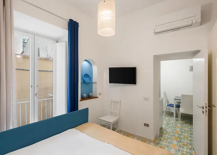 Brezza Marina-authentic Flat By The * Sorrento